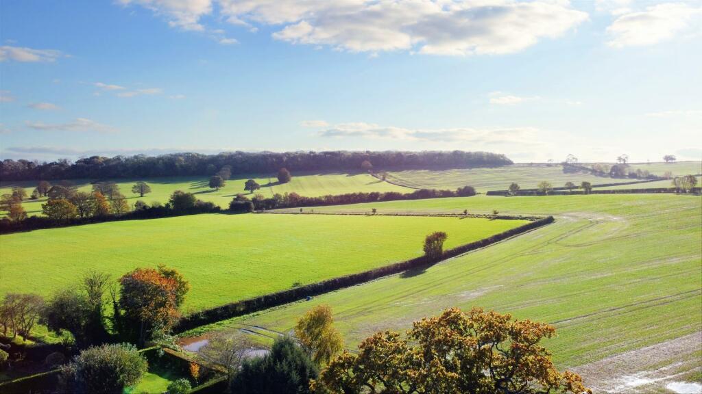 processed-9B9472B3-E311-46B0-B6A4-8A2F3507824A-47F