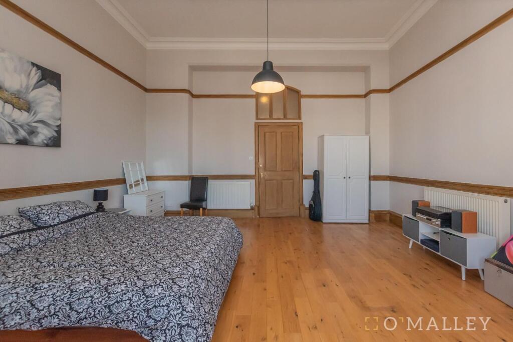 27. Bedroom 2 4.jpg