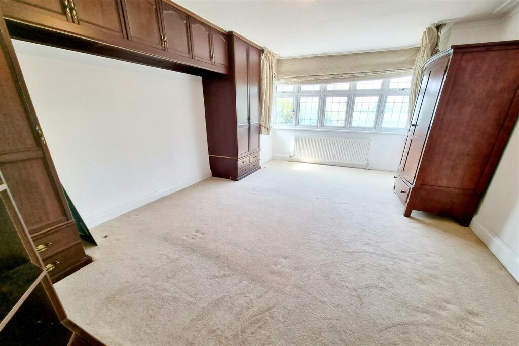 BEDROOM 3: