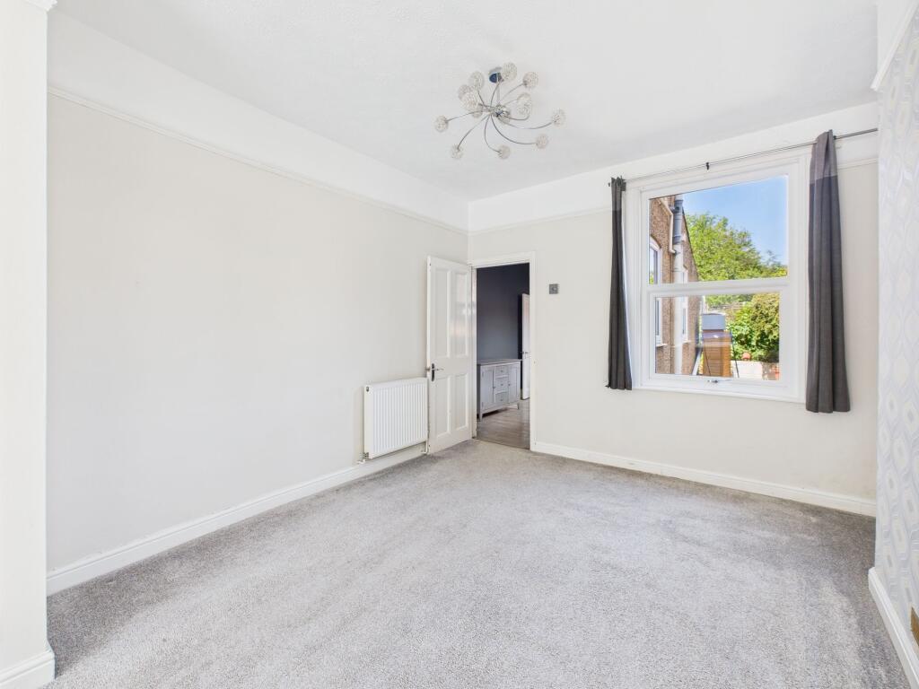 Sitting/Dining Room