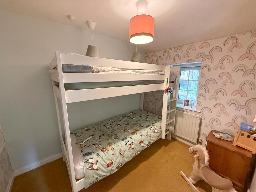 2 bed cottage, Silsden