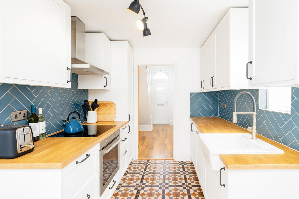 ChatGPT Image Sep 2, 2025, 09_40_34 AM.png