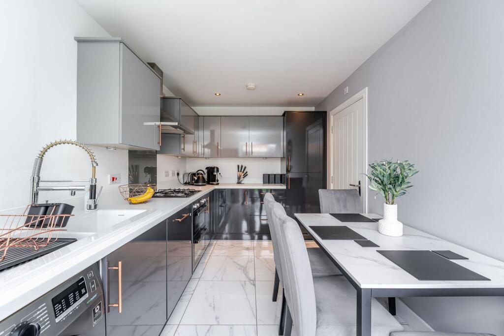 Kitchen Diner