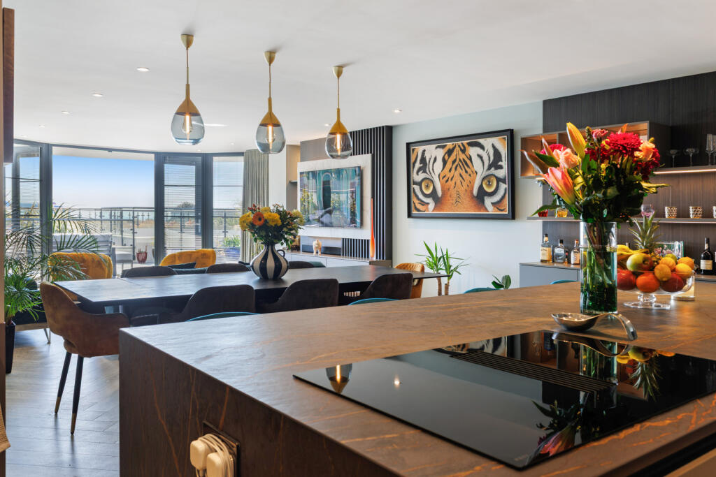 Kitchen 1