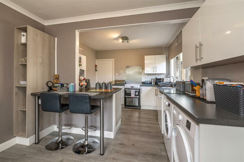 19 Brunton Park Bowden 10.JPG