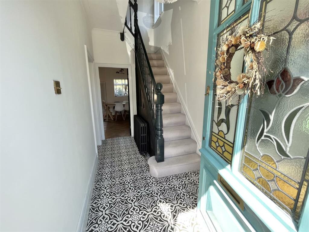 Entrance Hall.jpg