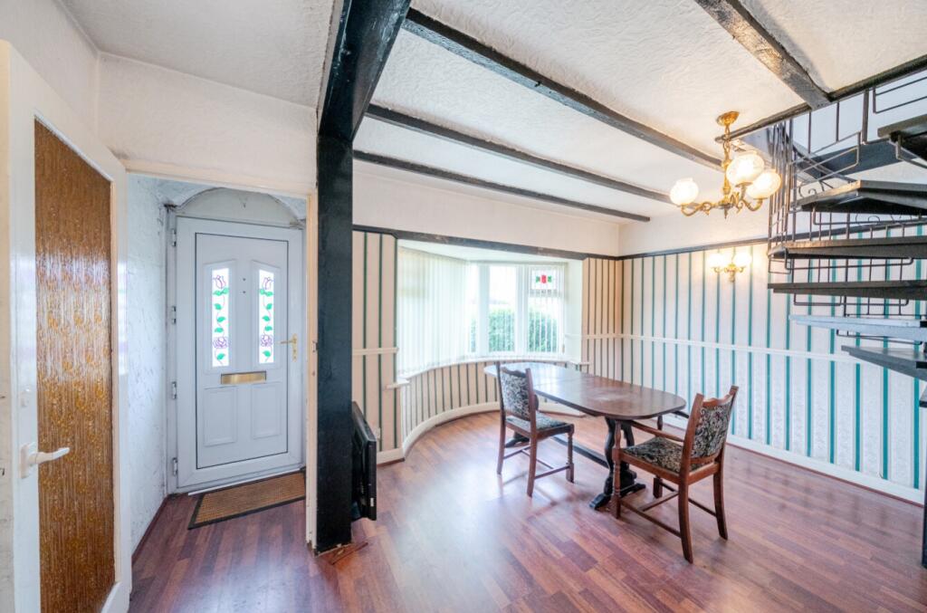 Dining Room &amp; Front Door 