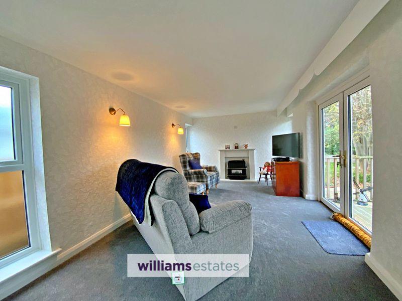 rear lounge
