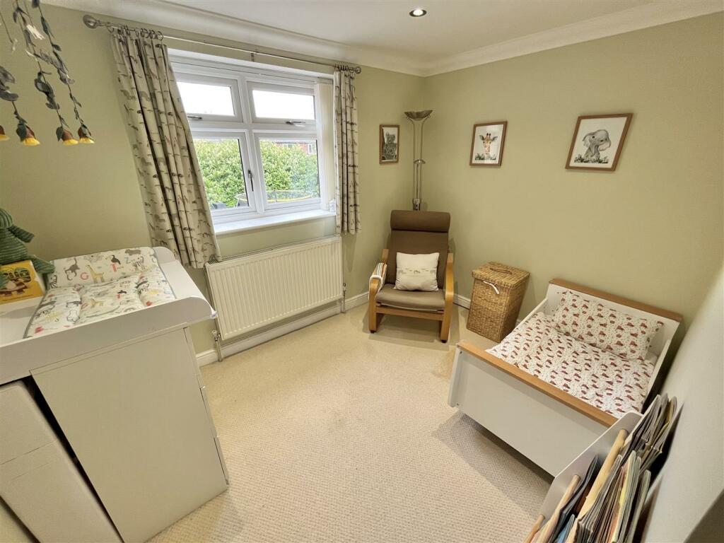 Bedroom 4.jpg