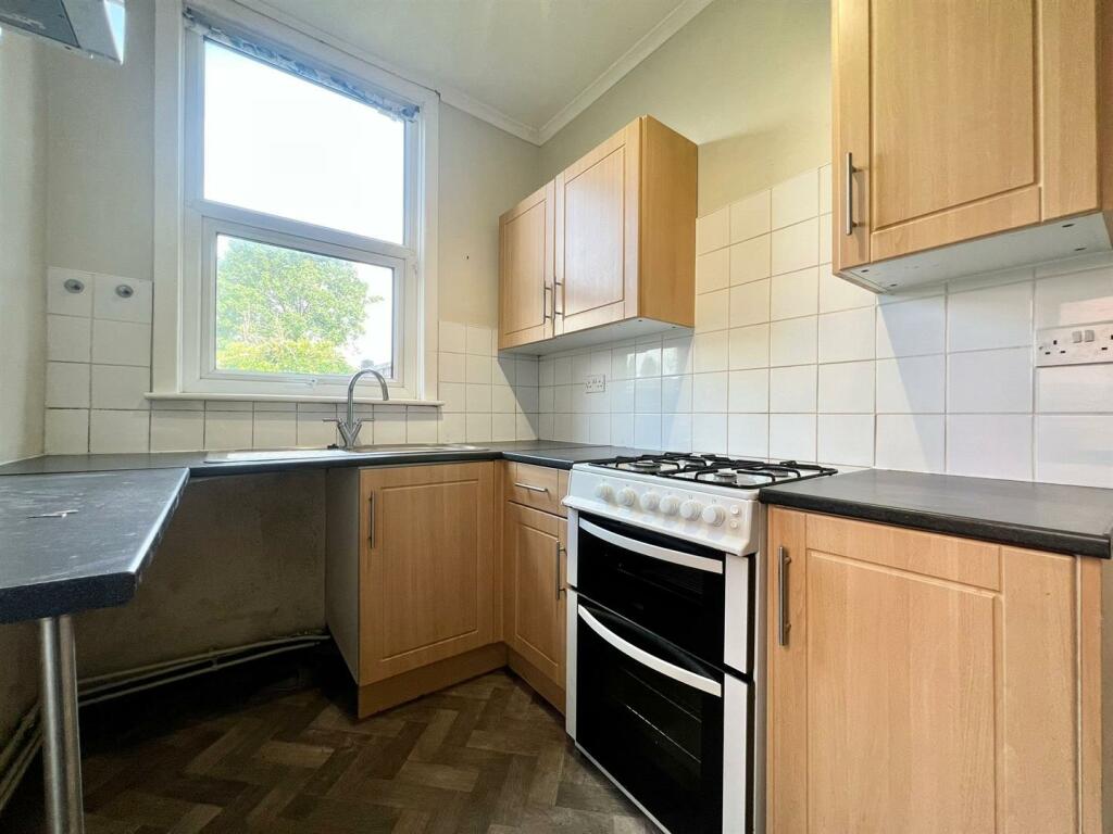 USE kitchen (2).jpg