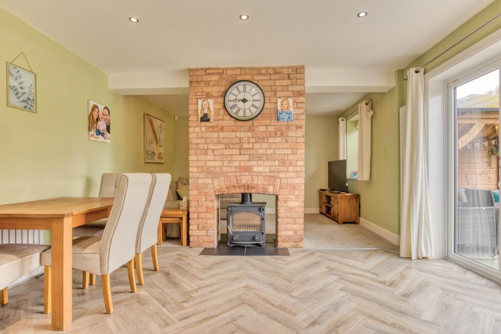 Ewemove Taunton - Parkfield Road (21)