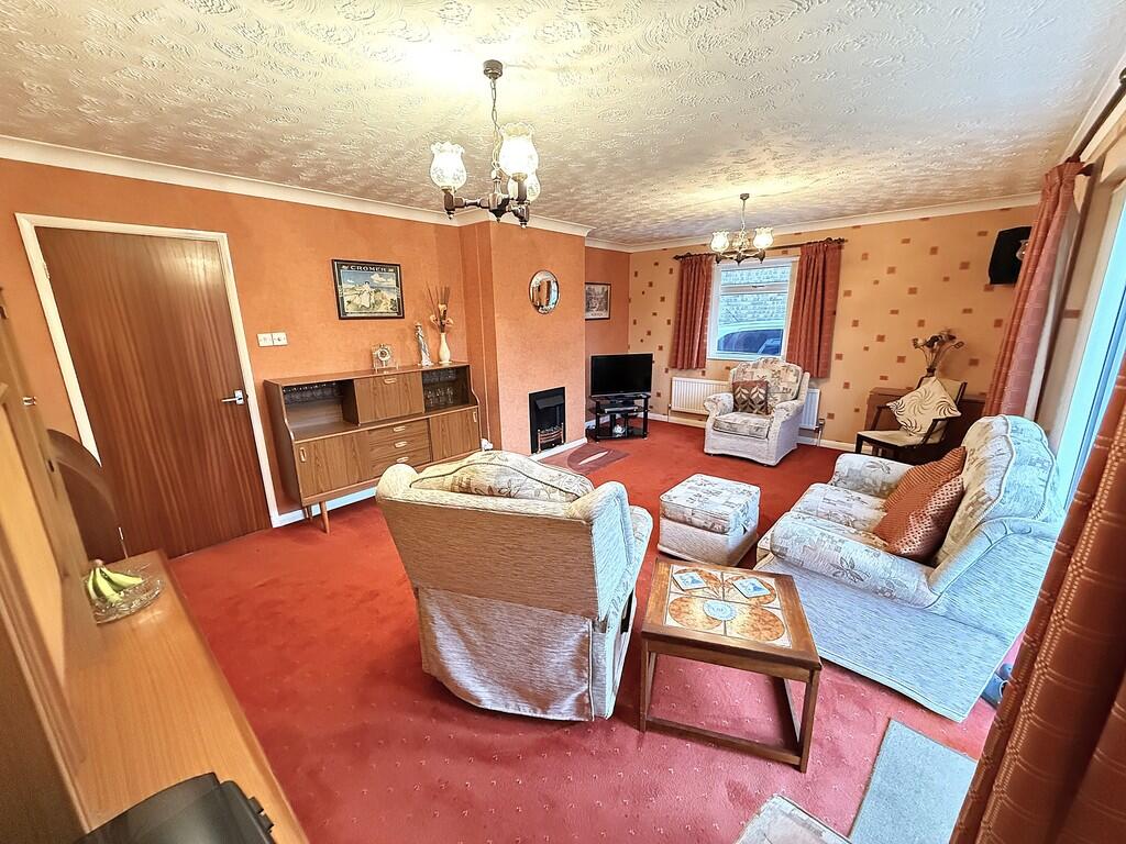 LIVING ROOM 3