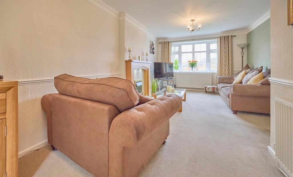 Front Lounge