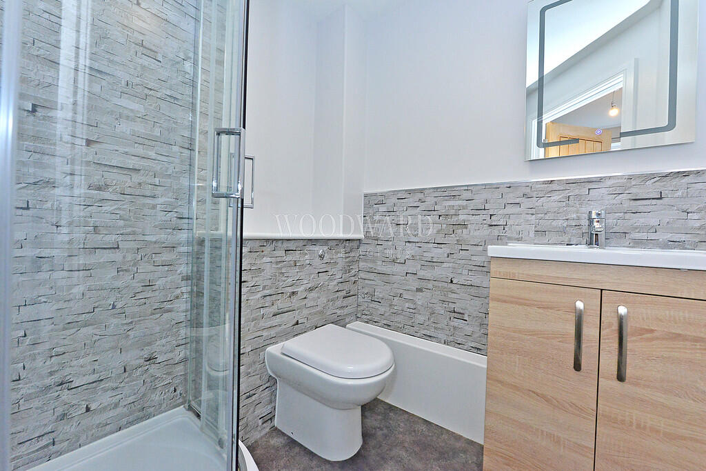 En-Suite/WC 1