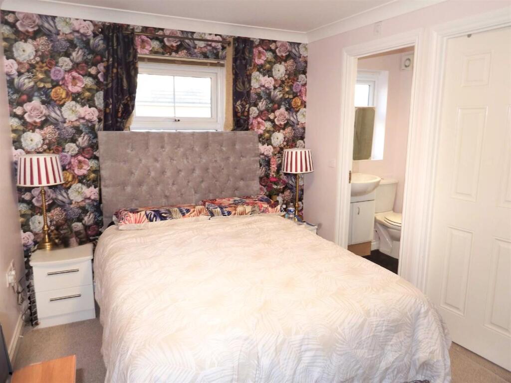 bed1ause.jpg