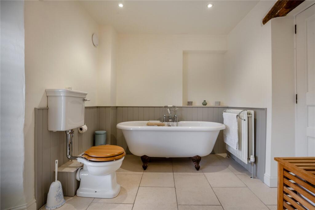 Ensuite