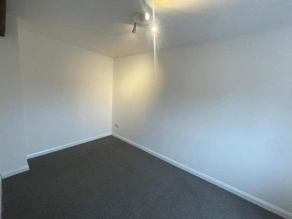Bedroom.jpg