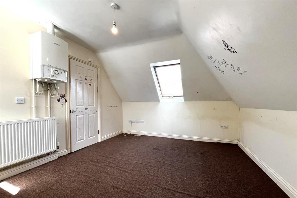 27 Rock House, Bethel Road St George, Bristol, BS5