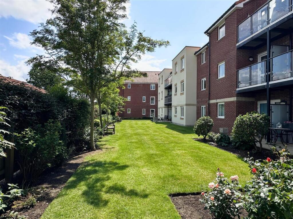 Screenshot 2025-10-23 at 14.16.49.jpg