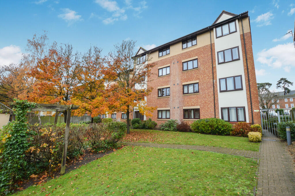 Station Road, Redhill