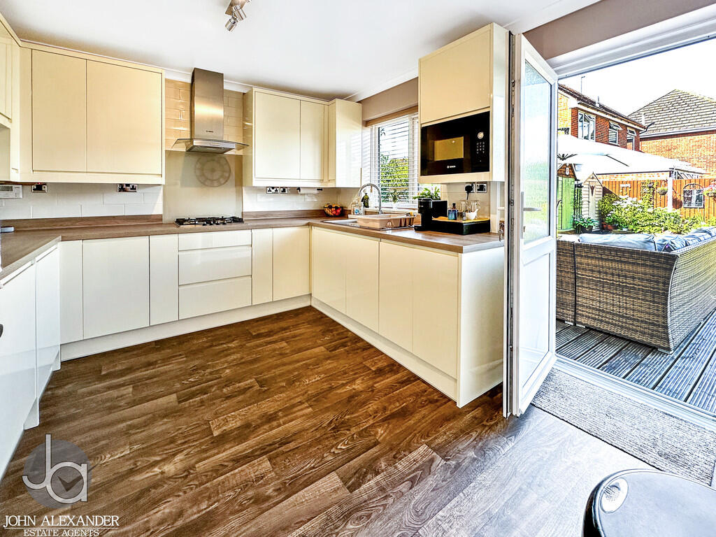 20250715_09562536...