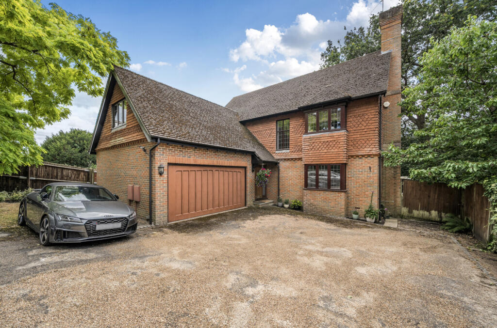 1310546-2-686bd57...