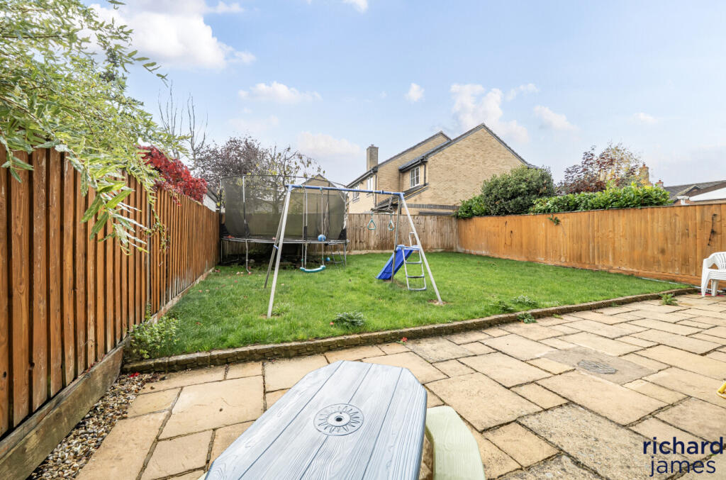 11d3aebc73f04547af8bec3429dcee30