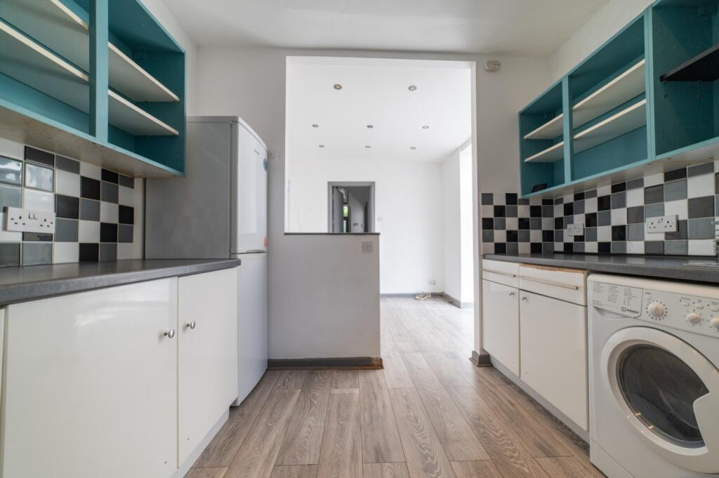 Lrg_Call 02920 454555 to secure your viewing_8