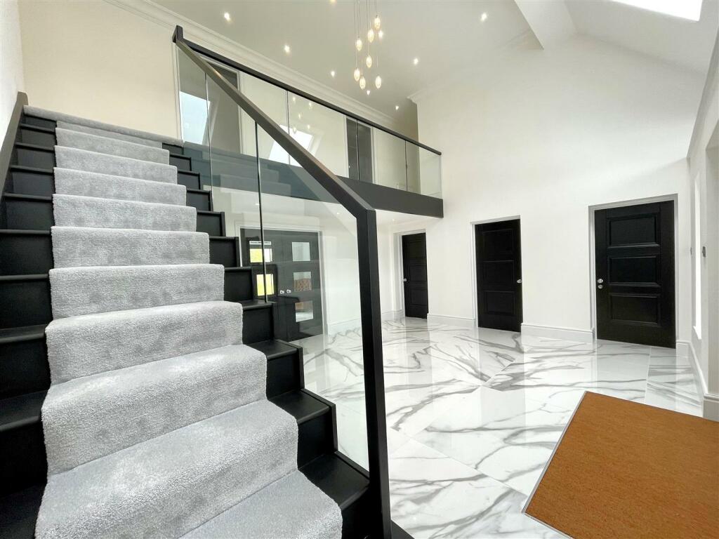 entrance hall.jpg