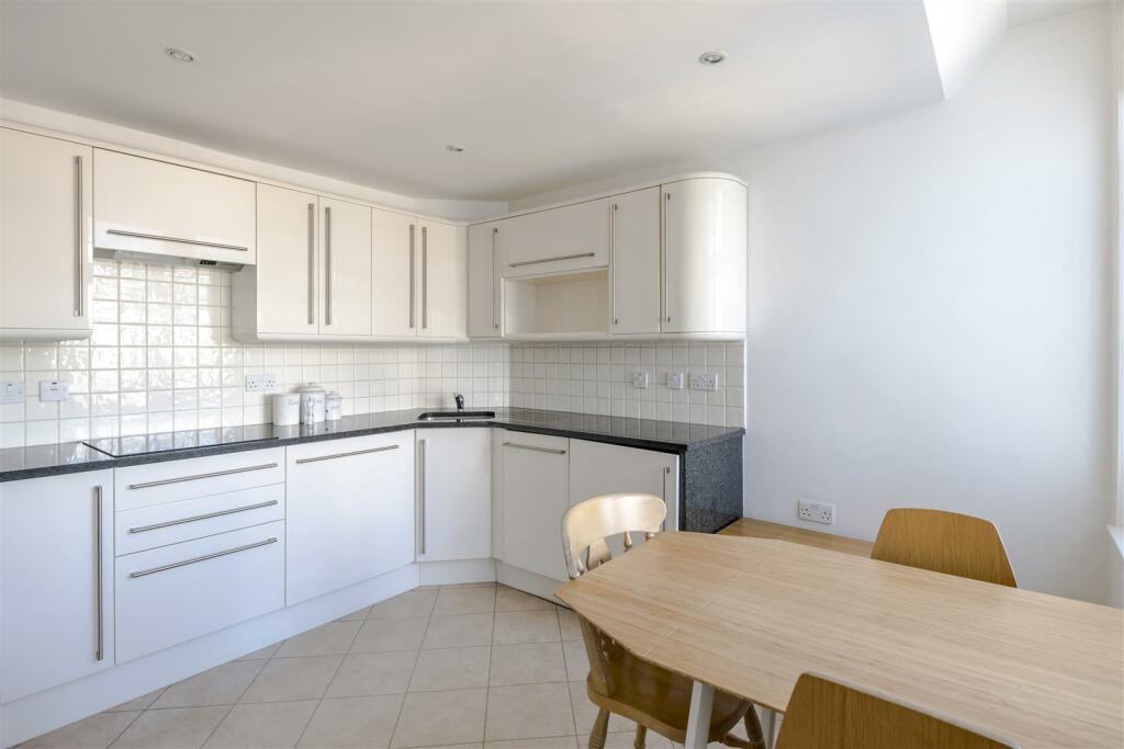 Kitchen-2.jpg
