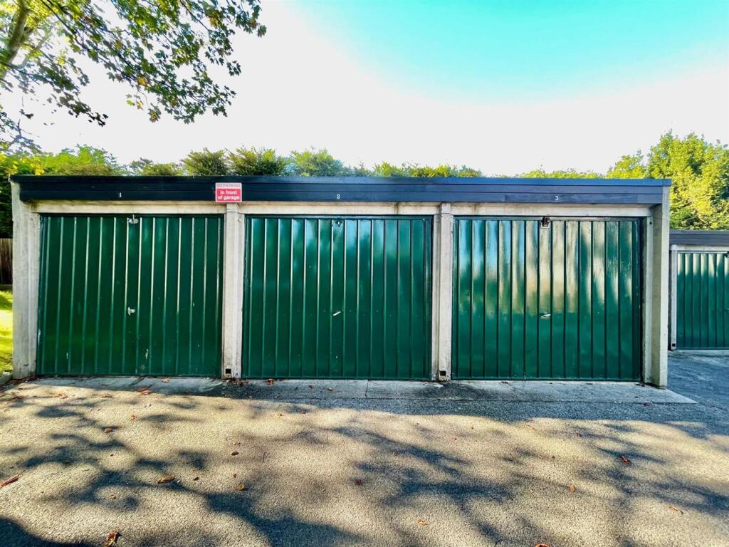 WhatsApp Image 2025-09-24 at 11.37.22_197268c5.jpg