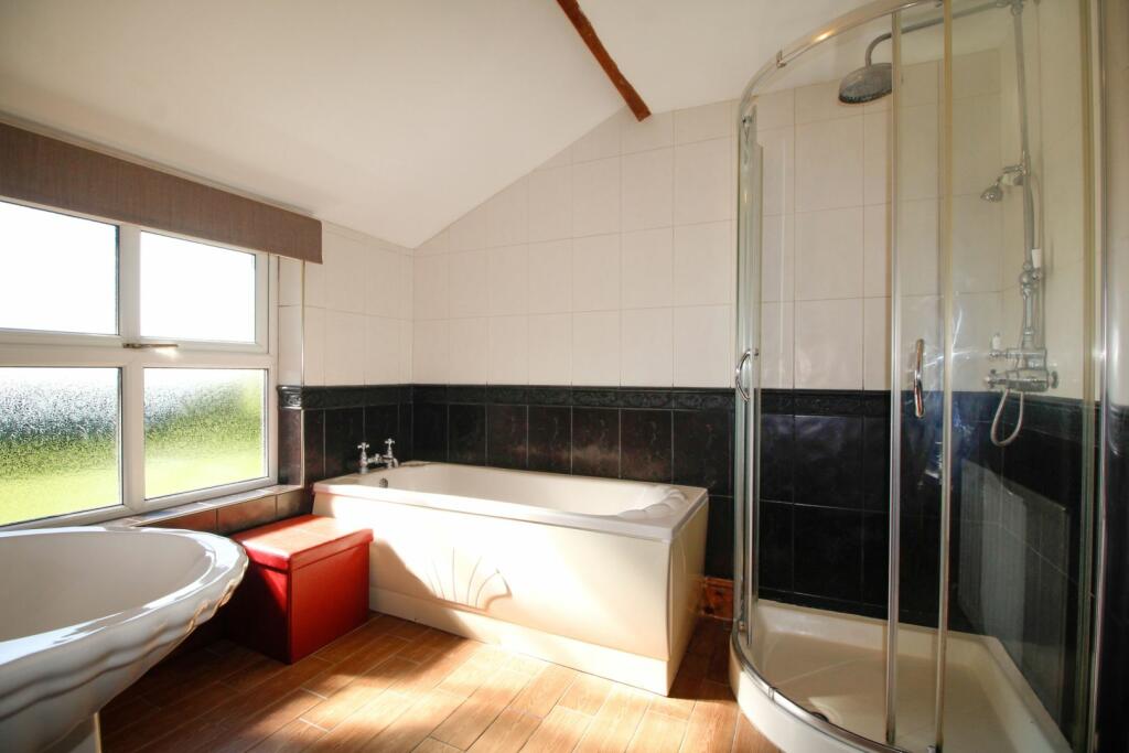Master En-suite