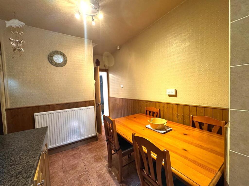 WhatsApp Image 2025-08-19 at 14.28.21 (1).jpeg