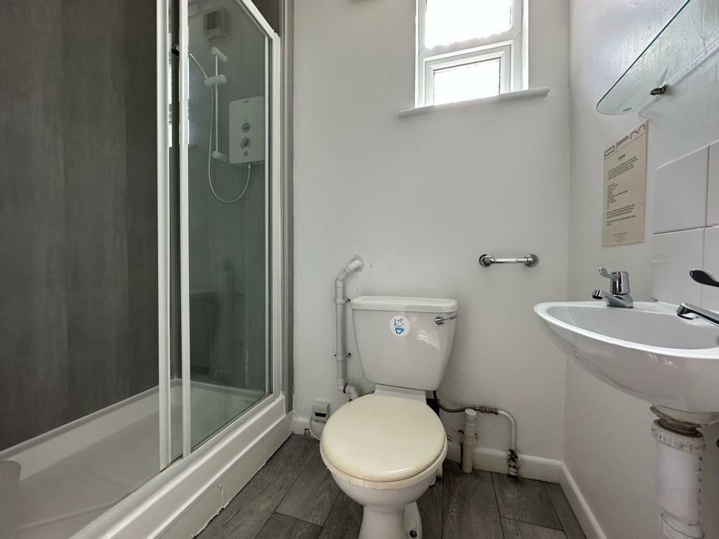 62C S Bath2.jpg