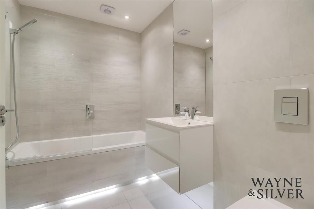 BATH WM.jpg