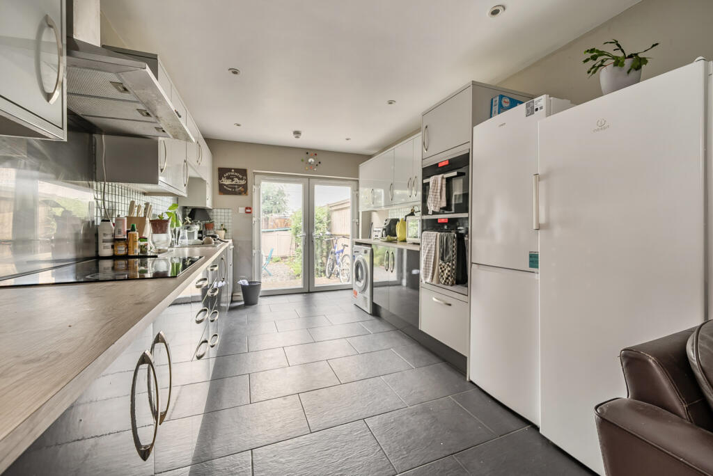 1341947-18-68b1d3...