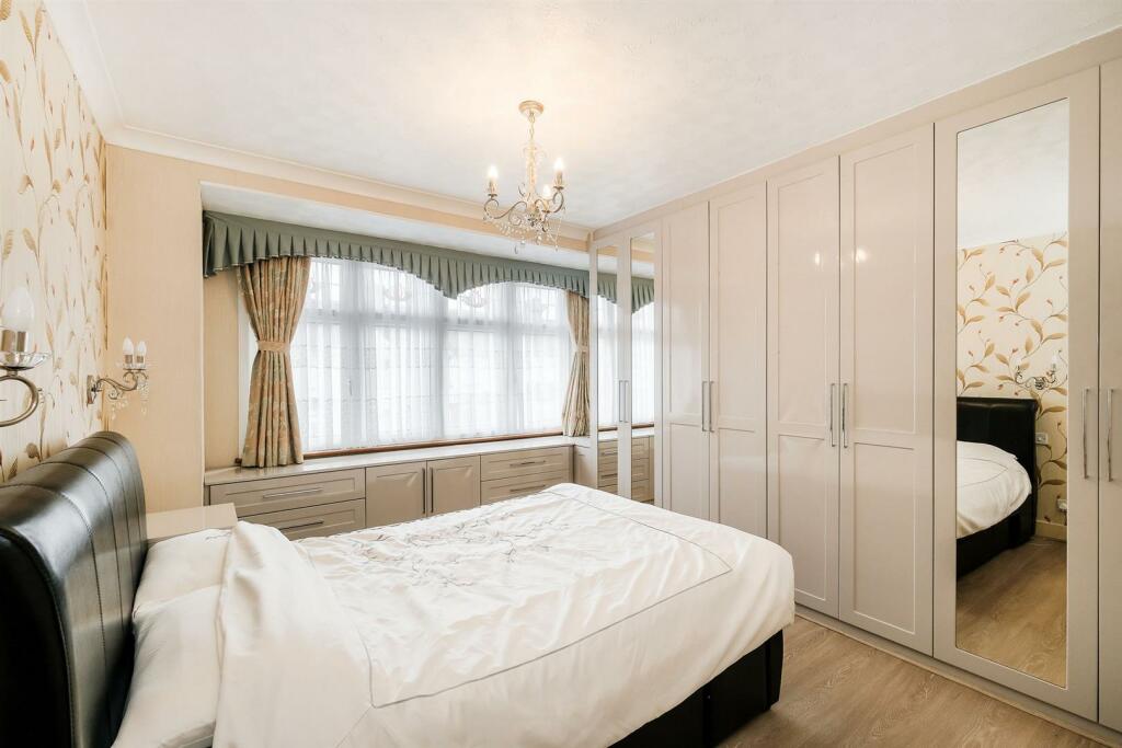 59 Normanshire Drive-13_web.jpg