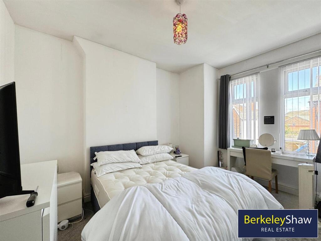 Glendower Road, Waterloo