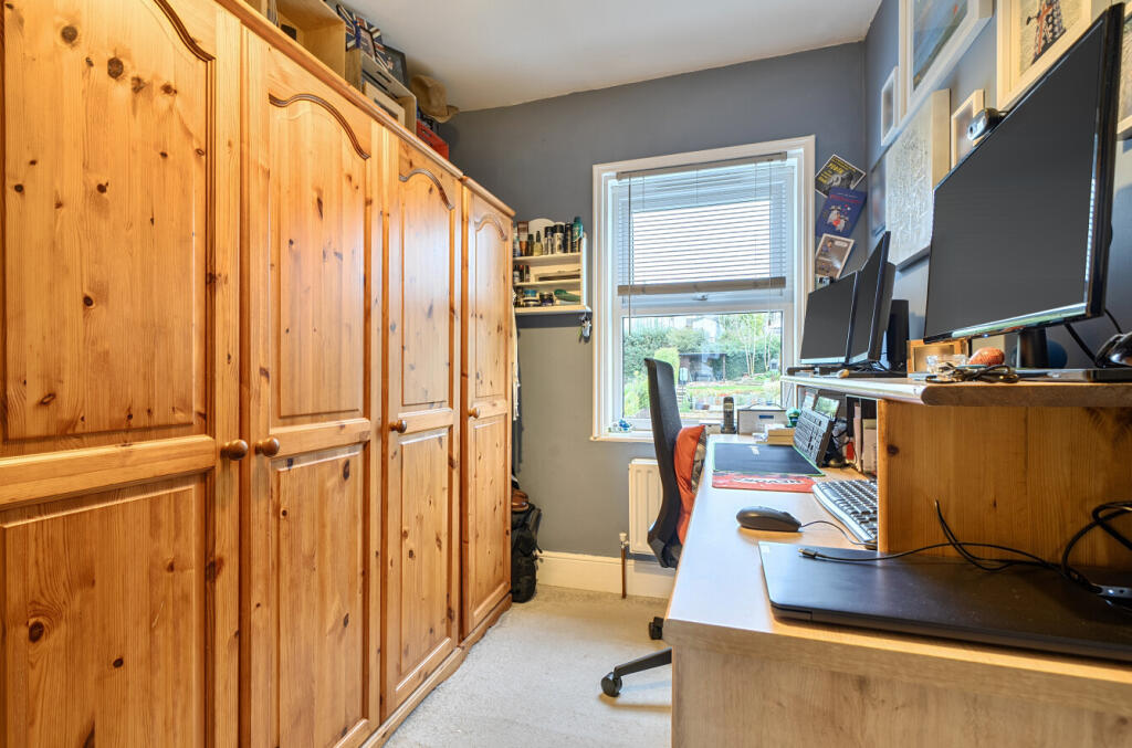 1384885-3-69270ff...