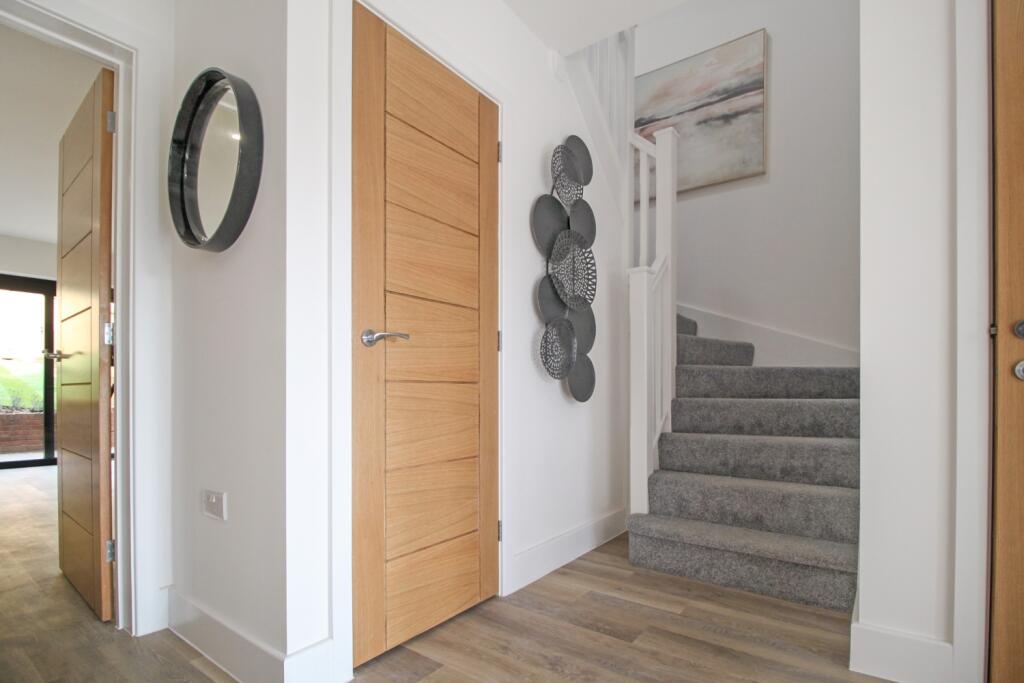 6D4830F4-64B0-4D71-B324-DF7715D16168