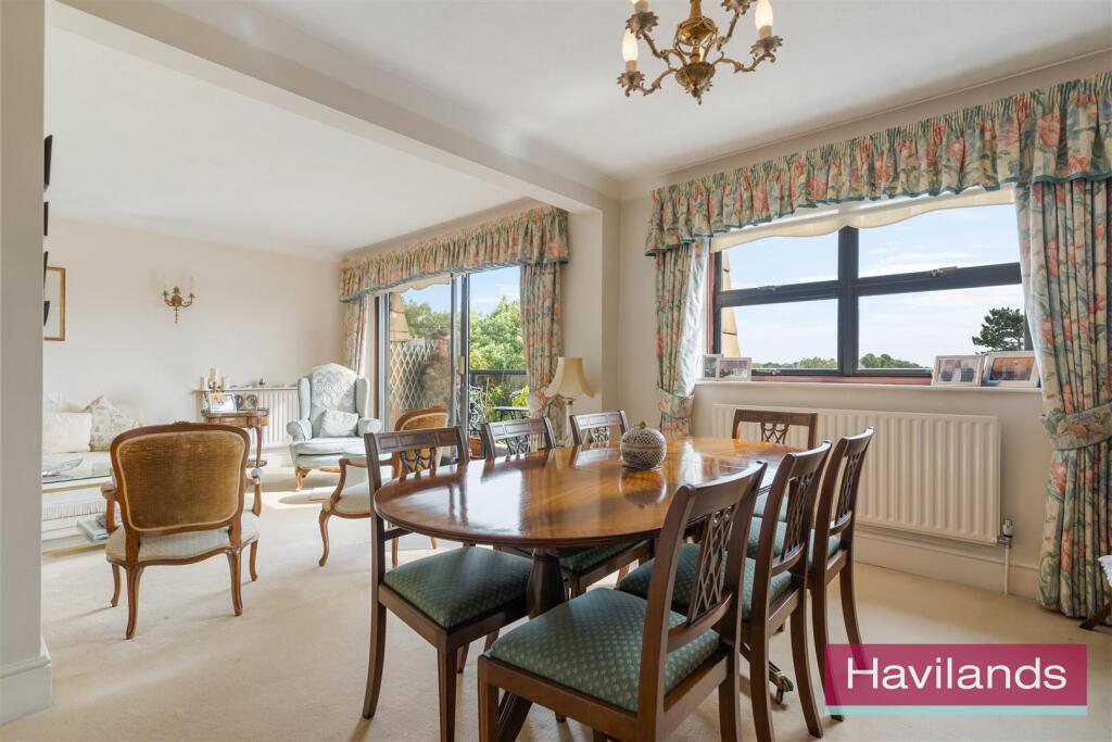 Ashwood Lodge-11.jpg