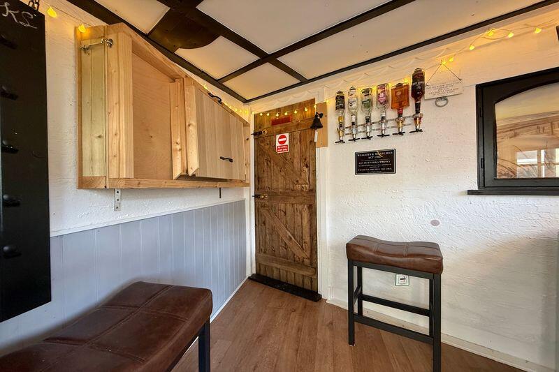 Outside Garden Feature/Bar