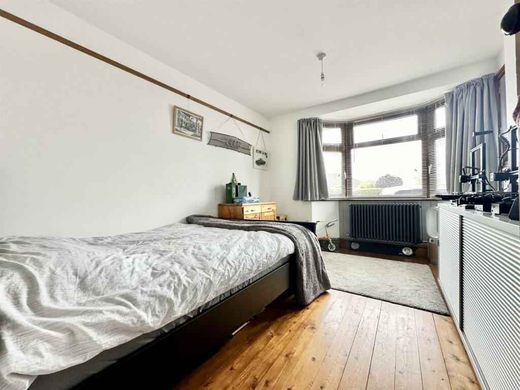 Bedroom4.jpg