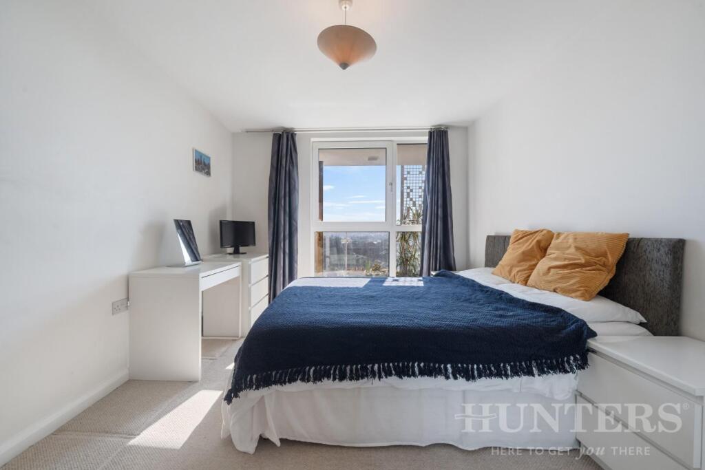 Flat 33, Coppermill Heights N17 9FG-3.jpg