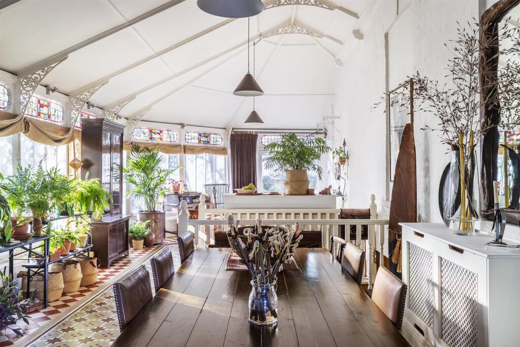 Conservatory / Garden Room