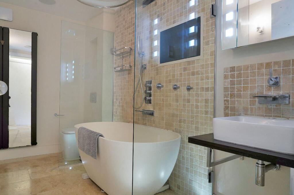 Eden Harper Upper Tulse Hill