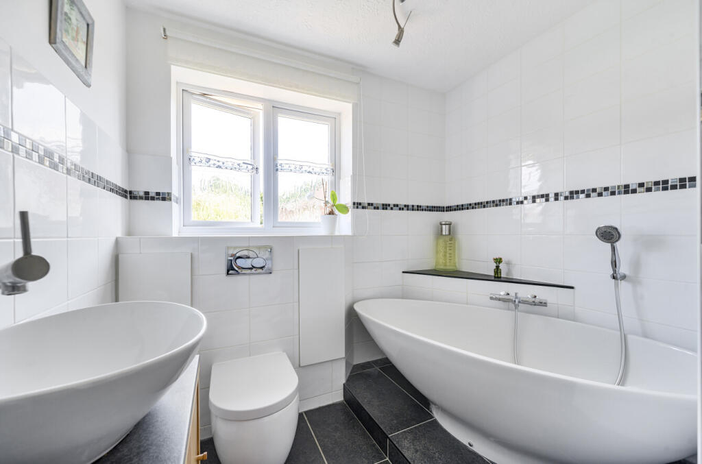 1326476-10-687a4b...