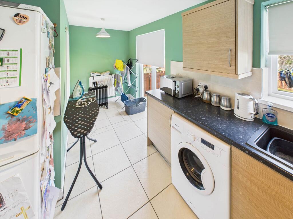 Brodie Gardens, Baiileston