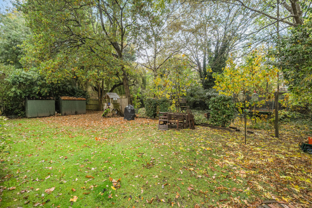 105acd2c-2cee-407...