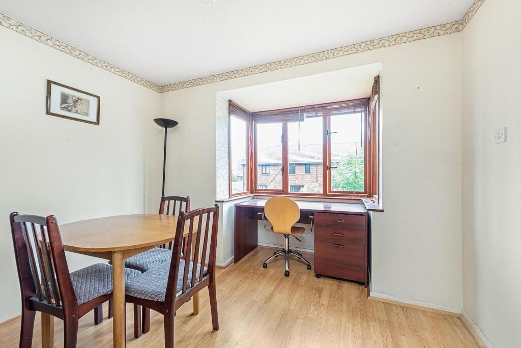 16969_rentmyhome__122_cotton_avenue_9_lo.jpg